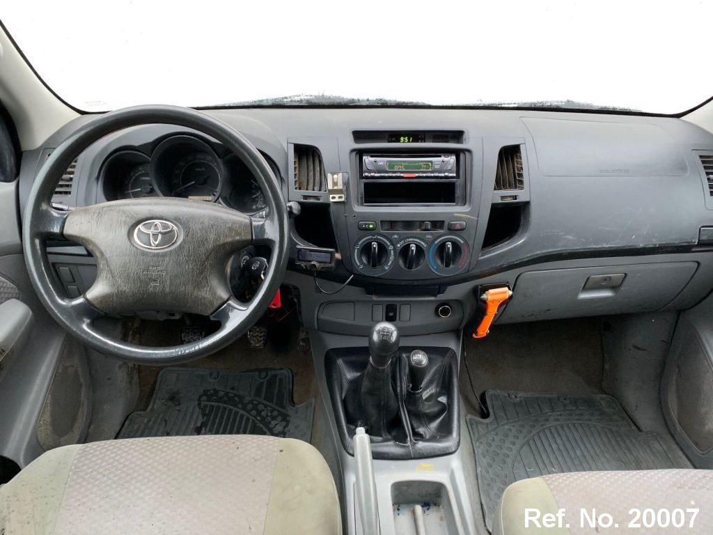  Toyota / Hilux Stock No. 20007