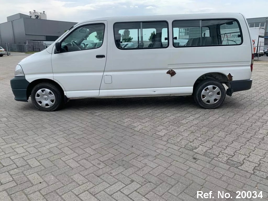  Toyota / Hiace Stock No. 20034