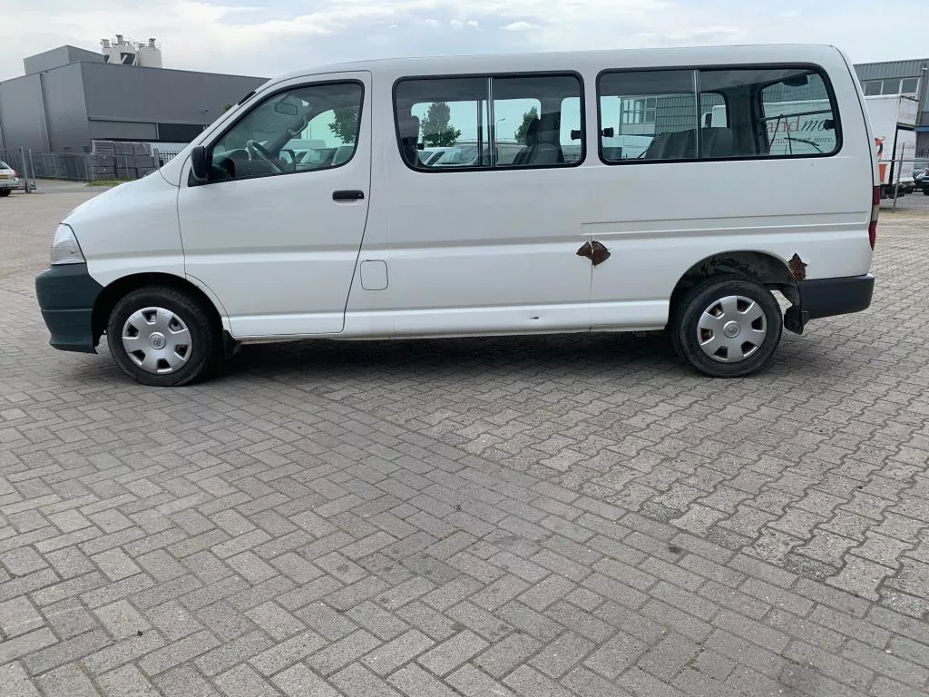  Toyota / Hiace Stock No. 20034